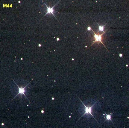 Típus: Nyílthalmaz, &alpha; = 8:39:57.2, &delta; = 19:40:21, Csillagkép: Cancer | Rák, Fényesség: 3.1, Méret: 4200