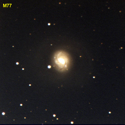 Típus: Galaxis, &alpha; = 2:42:40.8, &delta; = -0:0:46, Csillagkép: , Fényesség: 8.9, Méret: 426|360|70